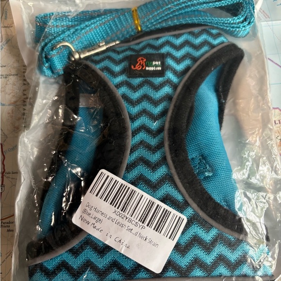 Vest Harness for Small breed Dogs, Reflective Harness and Leash - Picture 7 of 7